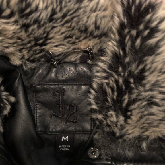 Leather jacket - Picture 2 of 3